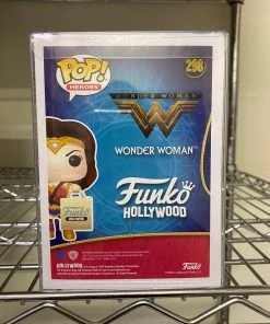 Funko Pop Hollywood Exclusive : Wonder Woman W/Hollywood Bag #298 POP! Exclusive/Chase